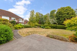 Photo 24- click for photo gallery